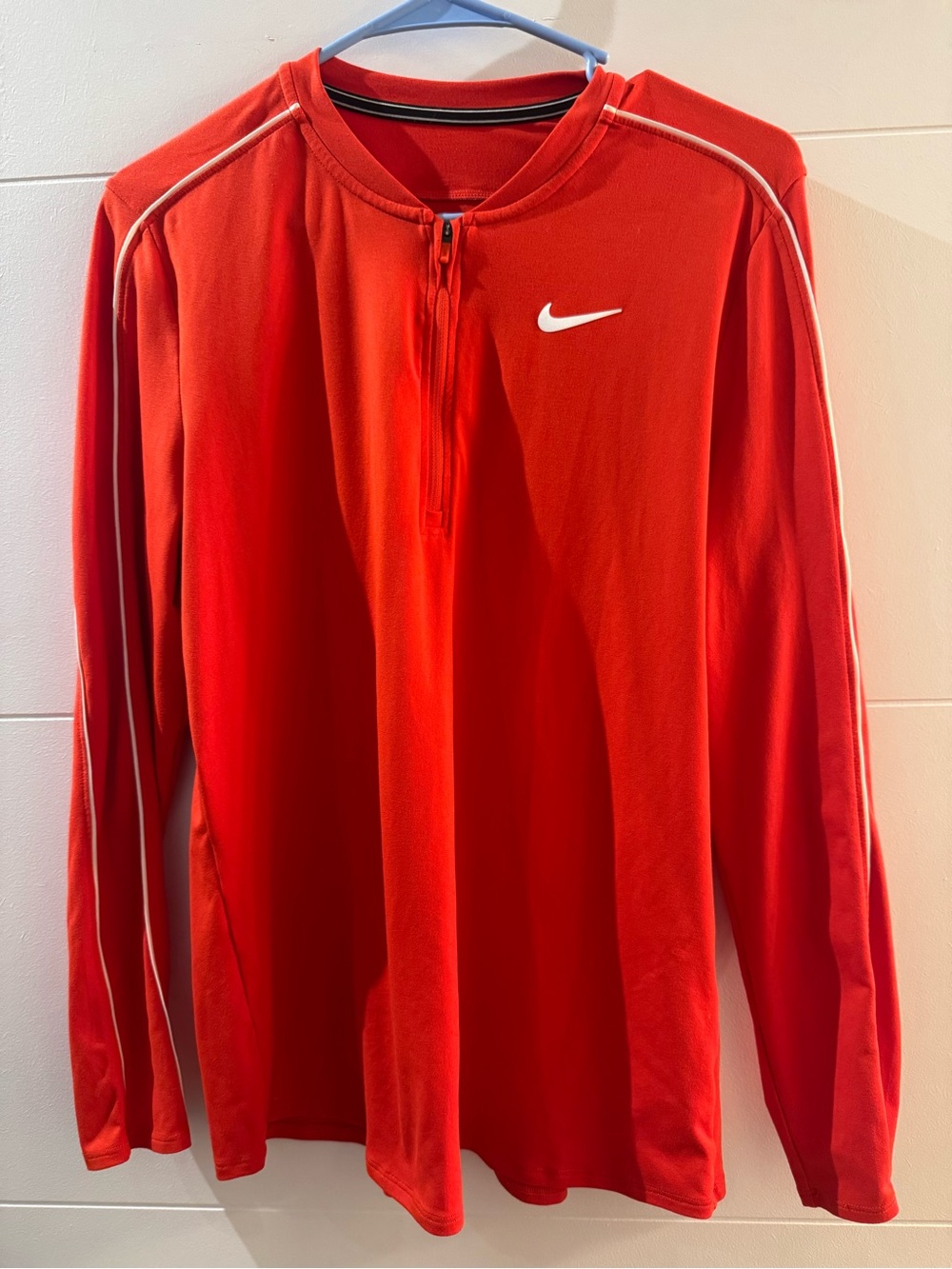 Nike court pullover